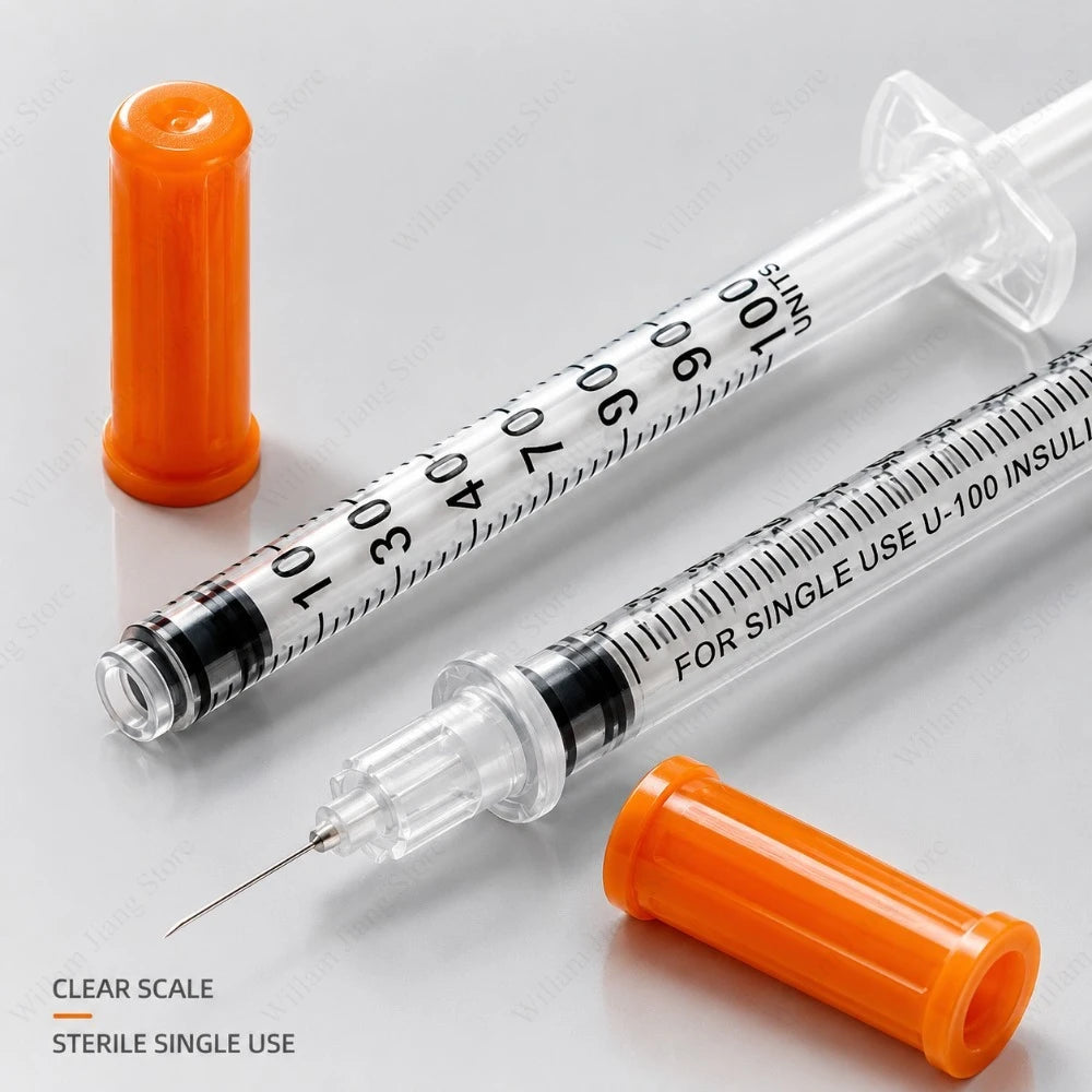 0.5/1ml Sterile Disposable Syringe Equipped with Orange Cap Needles Veterinary Plastic Tool for Pet Care Farm Animal Breeding
