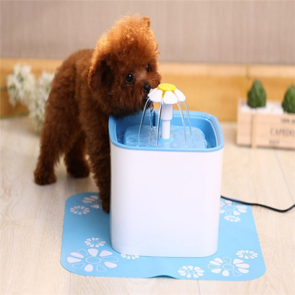 Electric Pet Water Dispenser Dog Fountain Bowl 2.5L Auto Flow